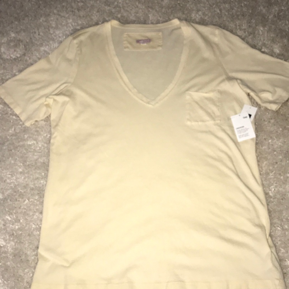⭐️Gap tee shirt NWT 💫🌟⭐️